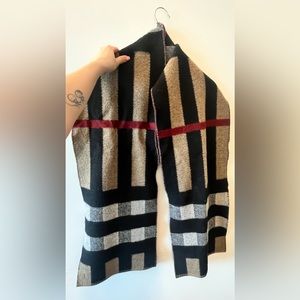 Burberry scarf